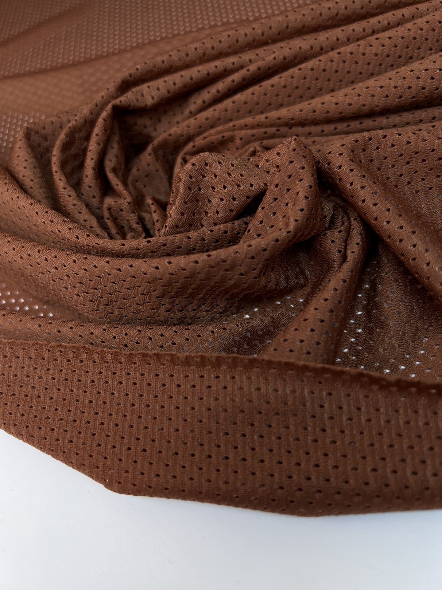 LB-1423 – image 2