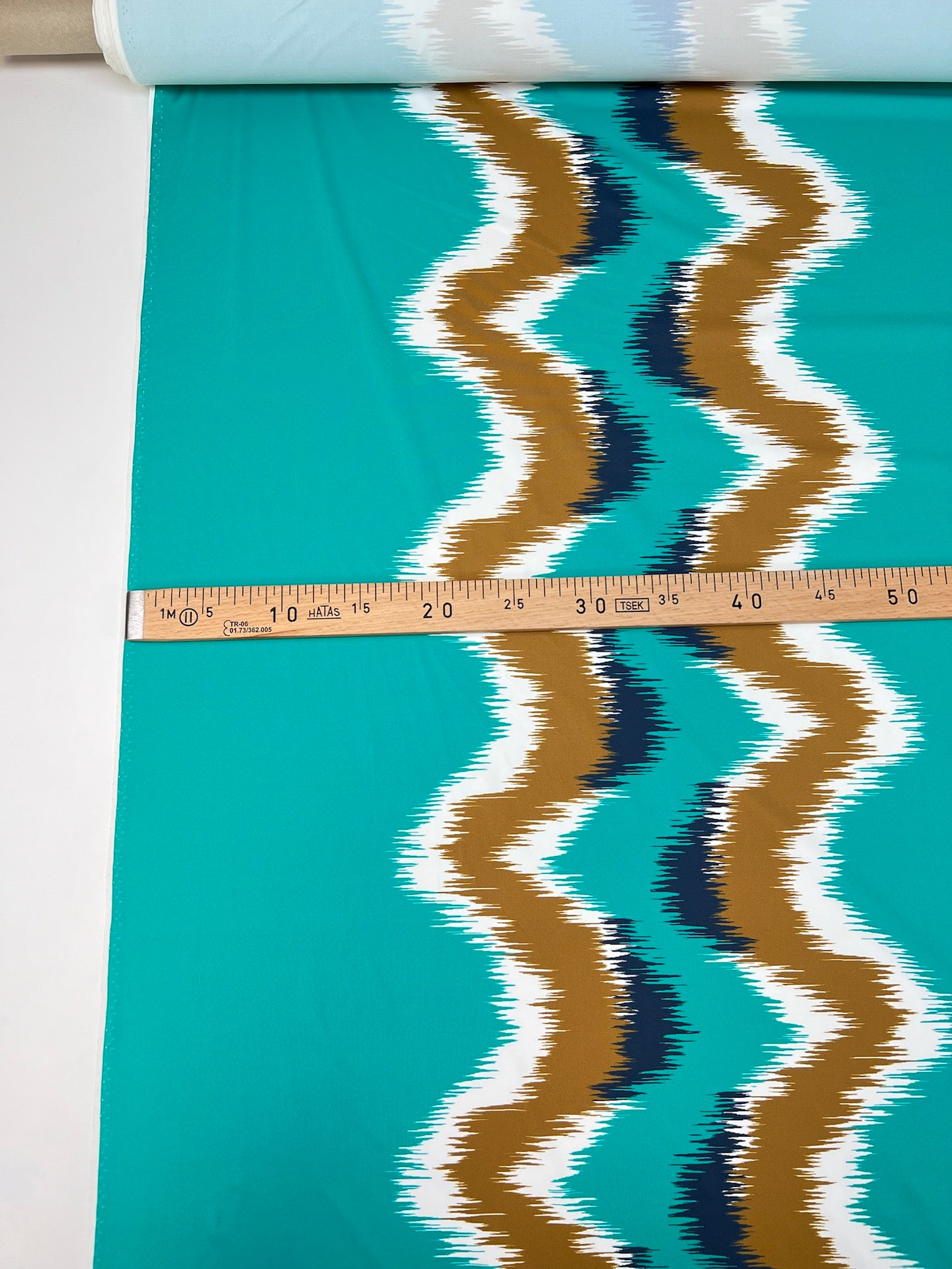 RA-842d – image 4