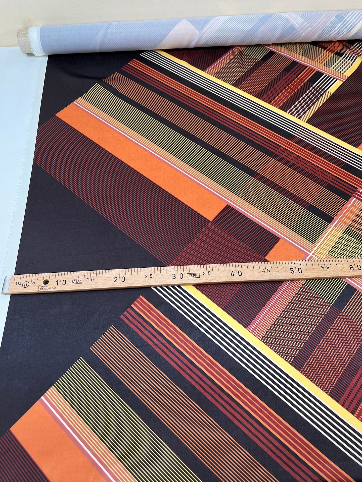 RA-1332d – image 4