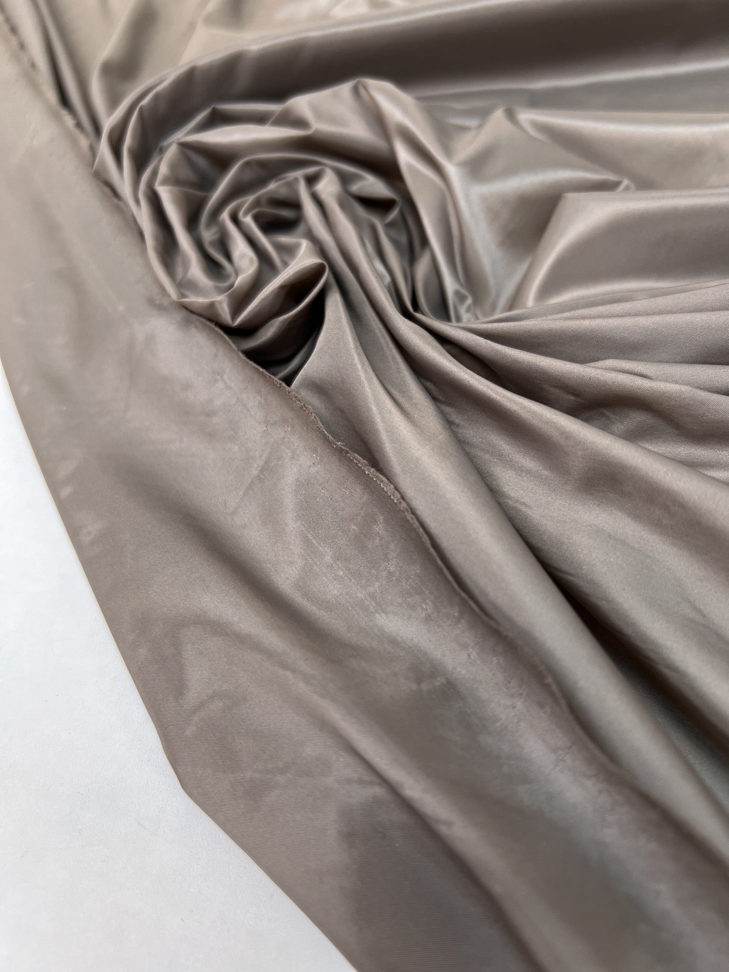 LL-944 – image 2