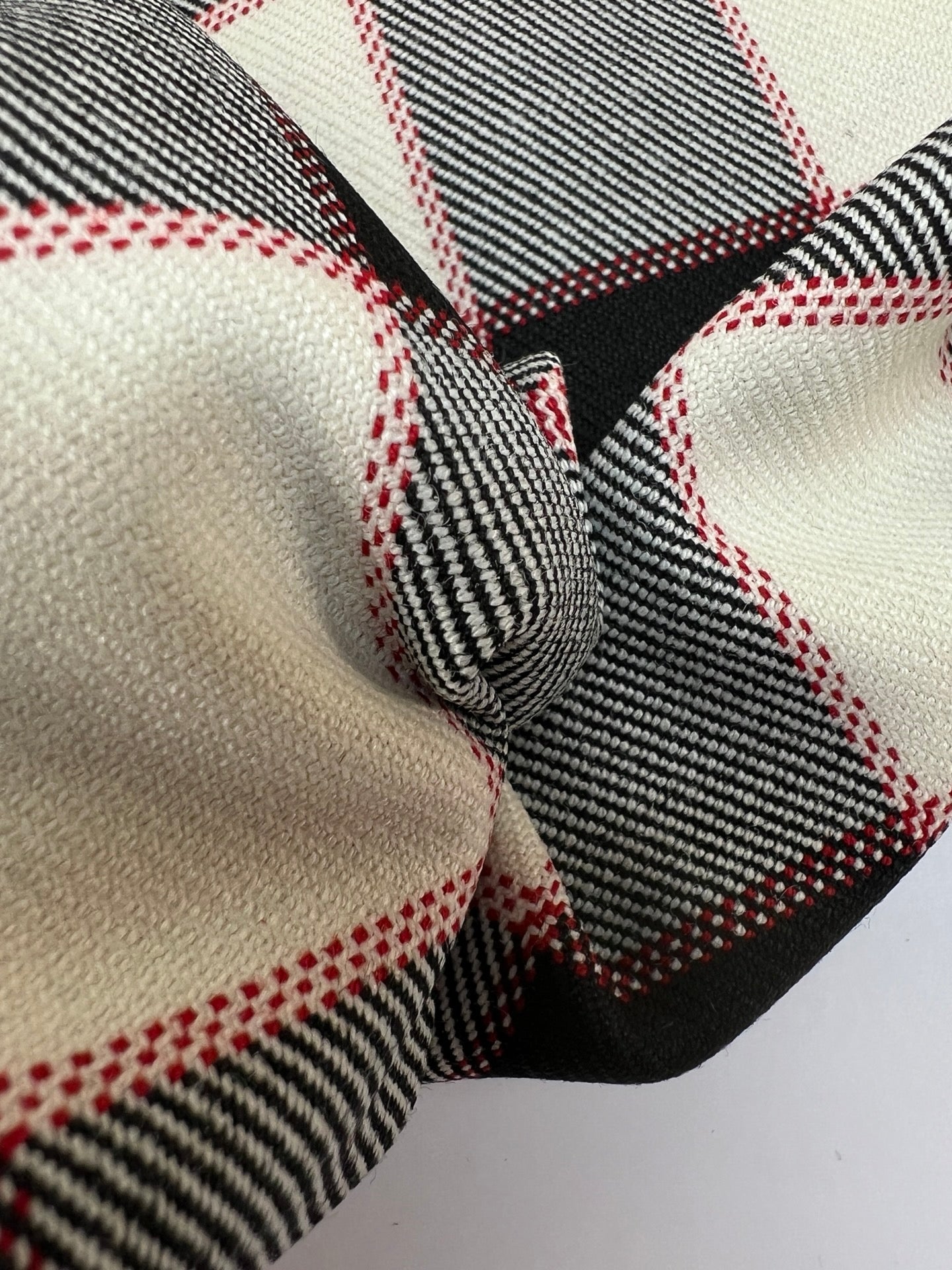 TB-1663 – image 3