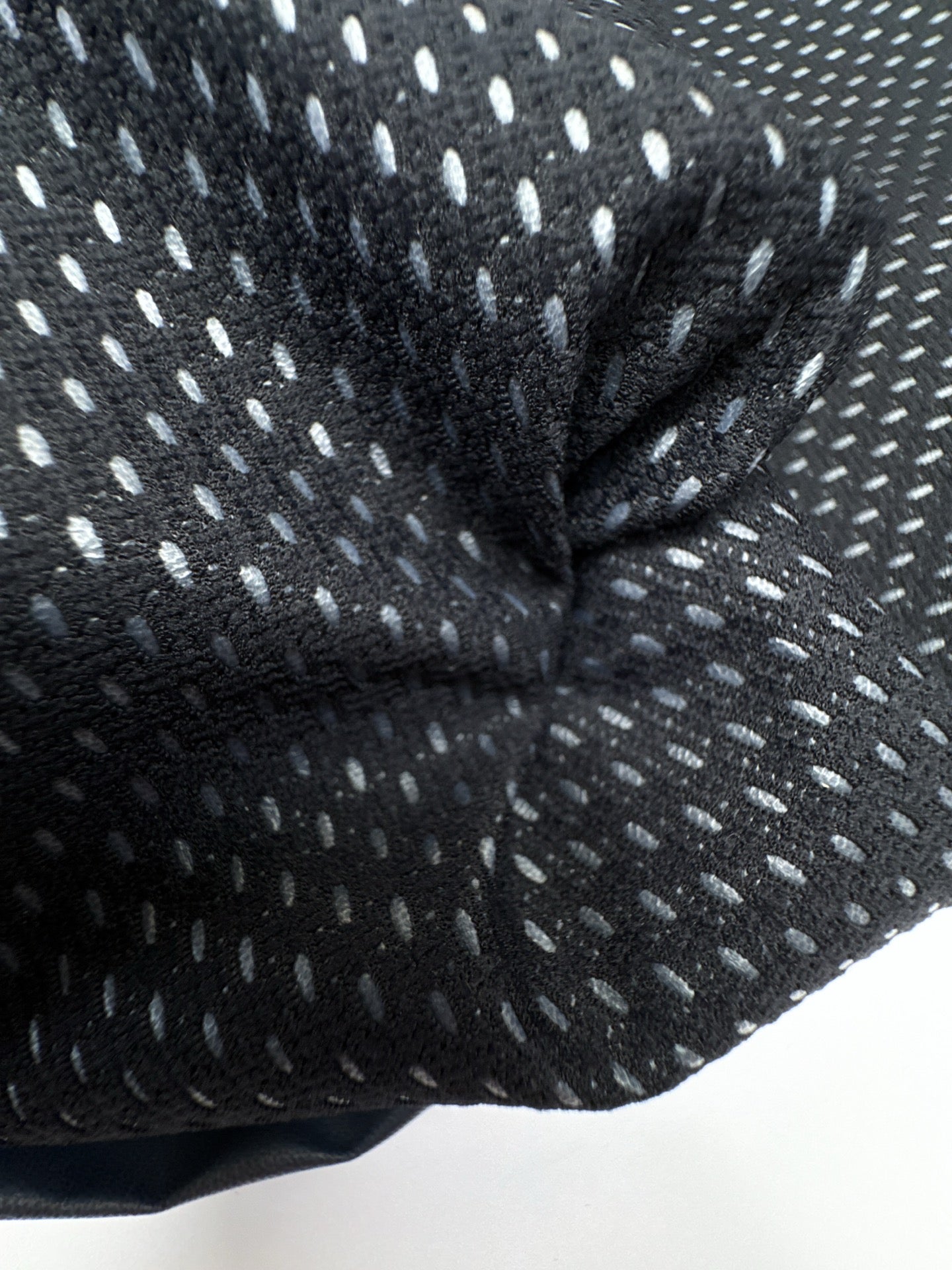 LP-1128 – image 3