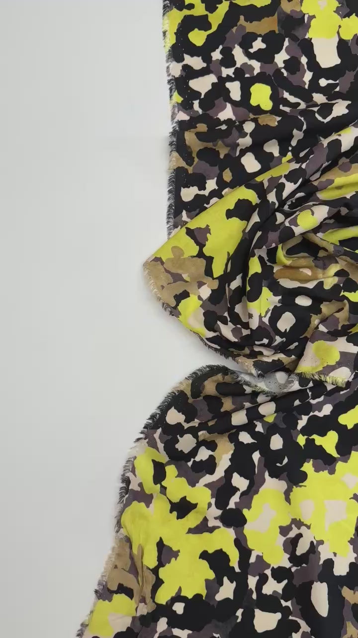 Load video: MP-821 – video 6